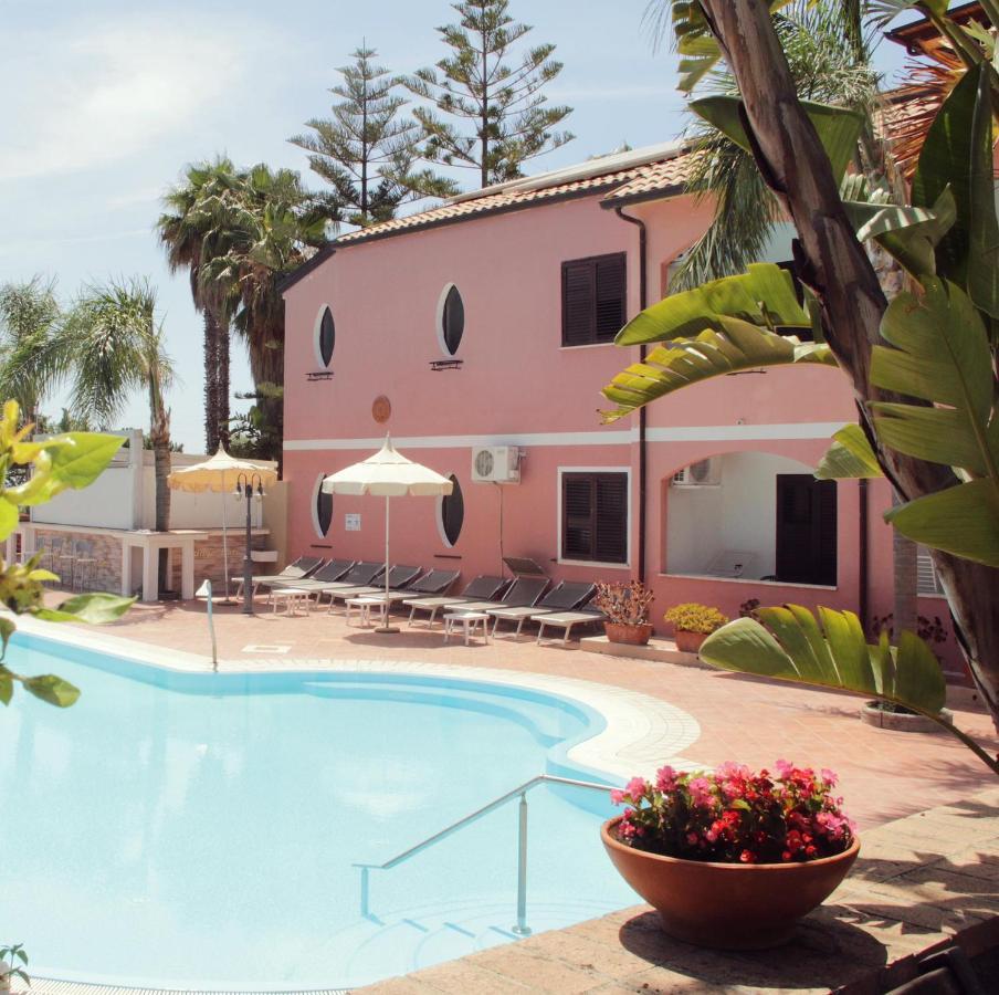 Costa Degli Dei Resort カーポ・ヴァチカーノ エクステリア 写真